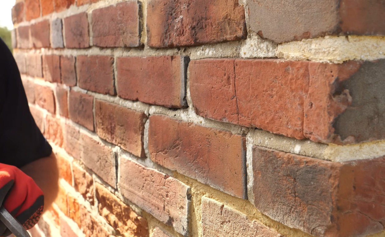 Tuckpointing & Repointing Services in Spring Hill, FL